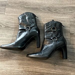 Harley Davidson Black Leather Heeled Boots - Size 8M